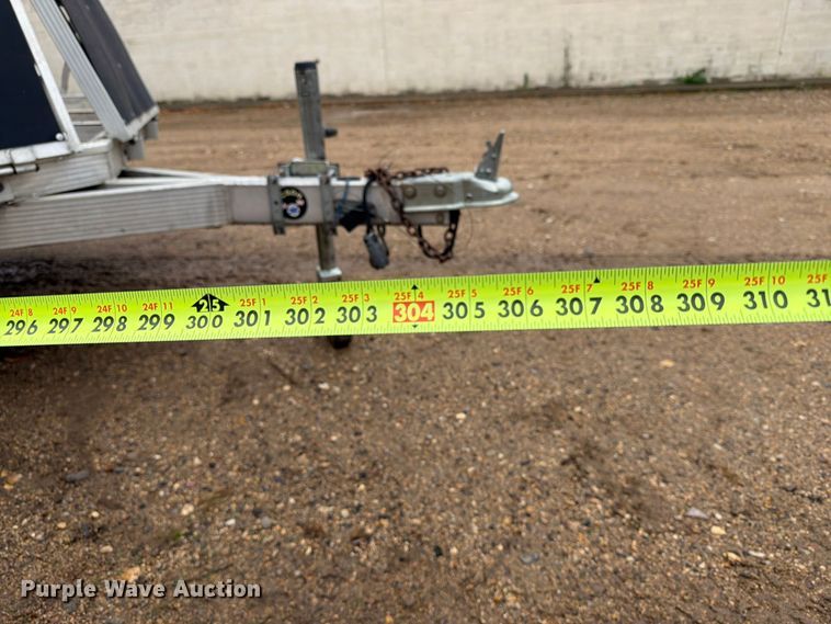 image for item FT6995 2000 Triton Elite snowmobile trailer