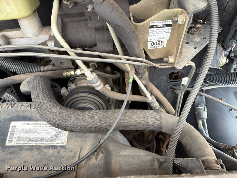 image for item FT6996 2003 Workhorse P42 delivery truck