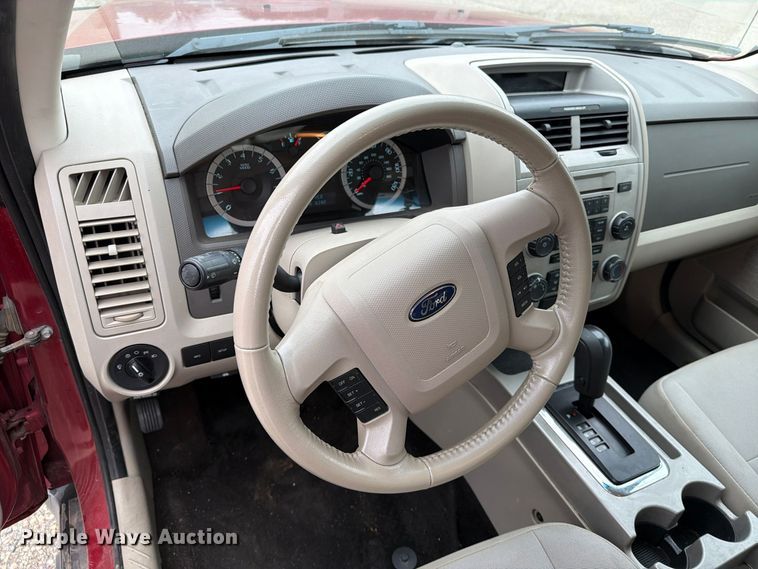 image for item FT6998 2012 Ford Escape SUV