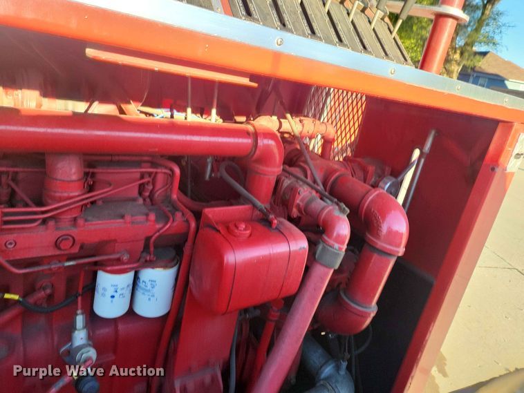image for item IU9939 1989 Ford 8000 pumper fire truck
