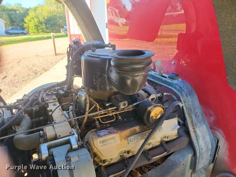 image for item IU9939 1989 Ford 8000 pumper fire truck