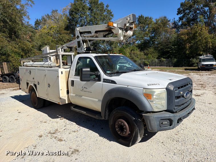 image for item DV7426 2015 Ford F450 Super Duty XL bucket truck