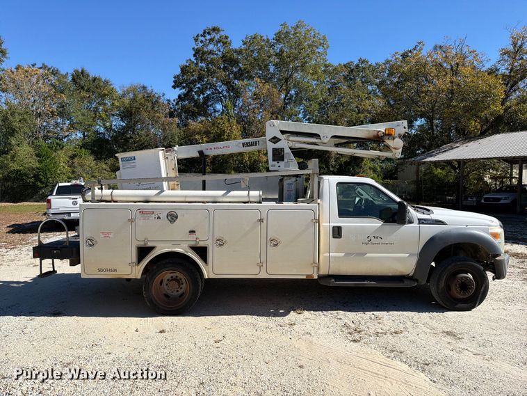 image for item DV7426 2015 Ford F450 Super Duty XL bucket truck
