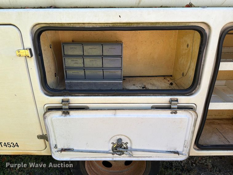 image for item DV7426 2015 Ford F450 Super Duty XL bucket truck