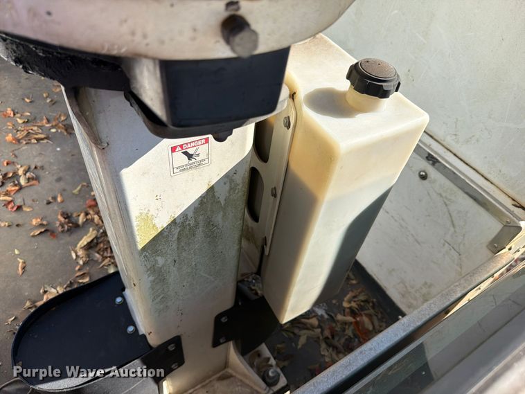 image for item DV7426 2015 Ford F450 Super Duty XL bucket truck