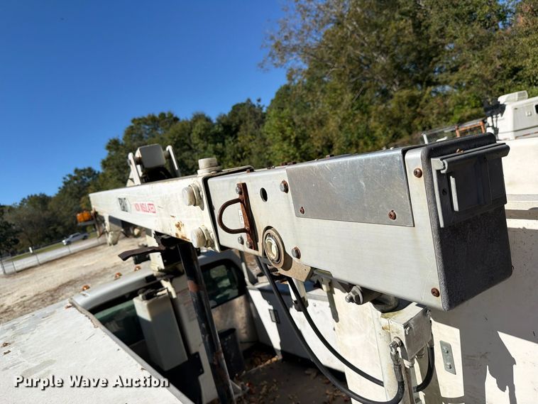 image for item DV7426 2015 Ford F450 Super Duty XL bucket truck