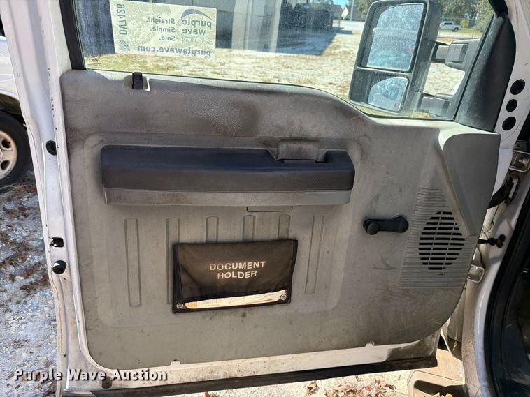 image for item DV7426 2015 Ford F450 Super Duty XL bucket truck