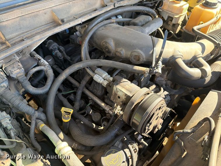 image for item DV7426 2015 Ford F450 Super Duty XL bucket truck