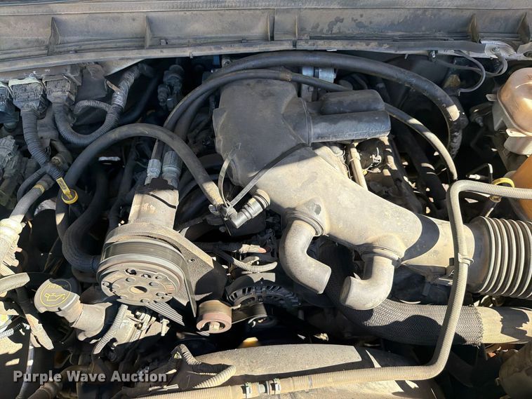 image for item DV7426 2015 Ford F450 Super Duty XL bucket truck