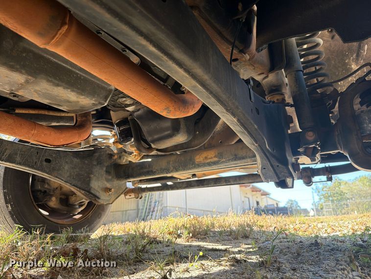 image for item DV7426 2015 Ford F450 Super Duty XL bucket truck