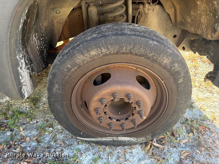 image for item DV7426 2015 Ford F450 Super Duty XL bucket truck