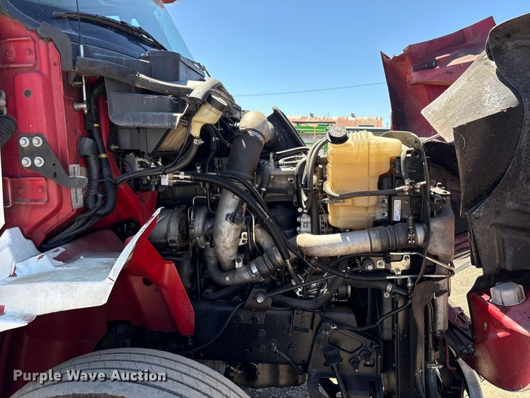image for item EA0005 2015 International 8600 semi truck