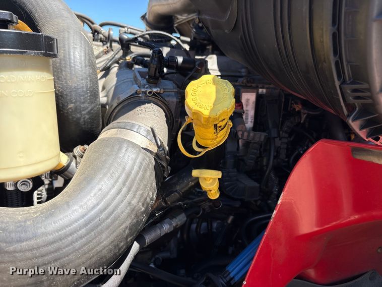 image for item EA0005 2015 International 8600 semi truck