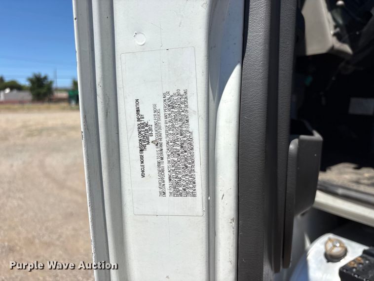 image for item EA0006 2013 International DuraStar 4300 crane truck