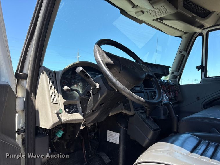 image for item EA0006 2013 International DuraStar 4300 crane truck