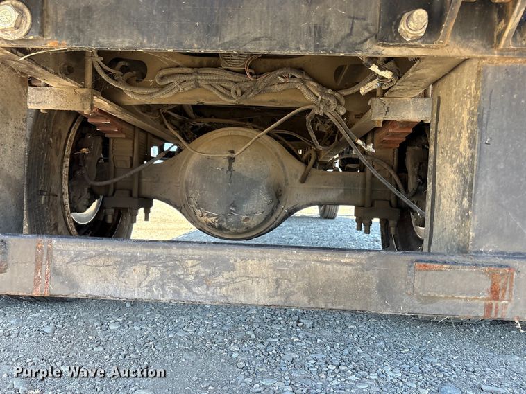 image for item EA0006 2013 International DuraStar 4300 crane truck