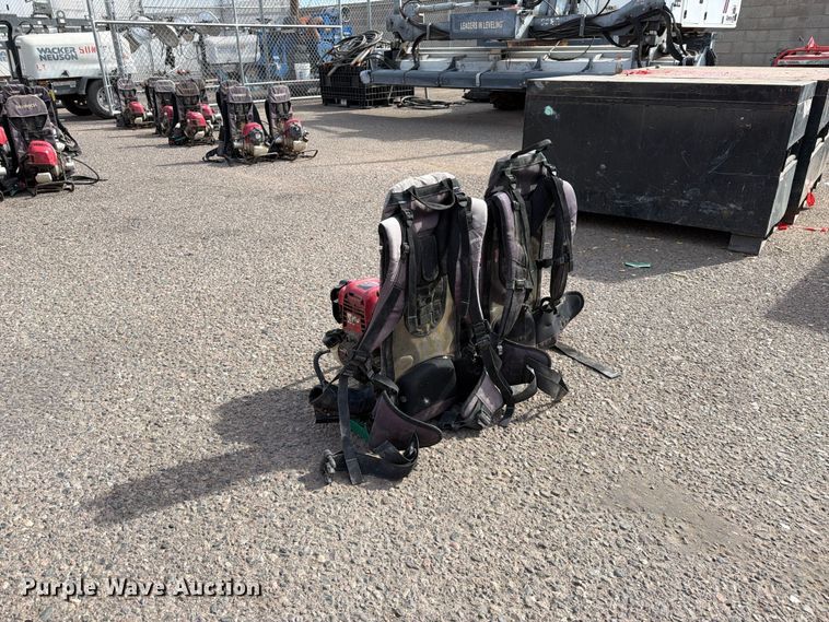 image for item EL2676 (2) backpack concrete vibrators