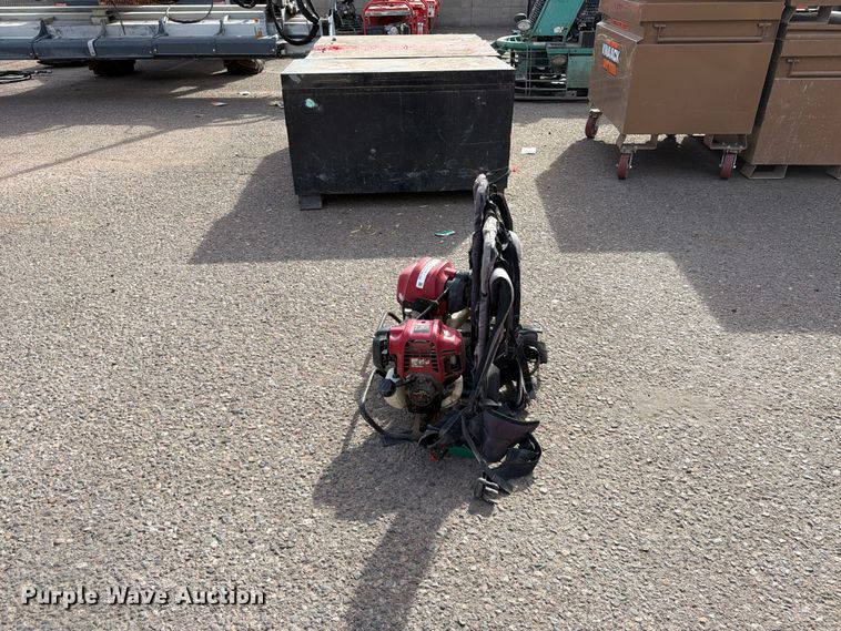 image for item EL2676 (2) backpack concrete vibrators