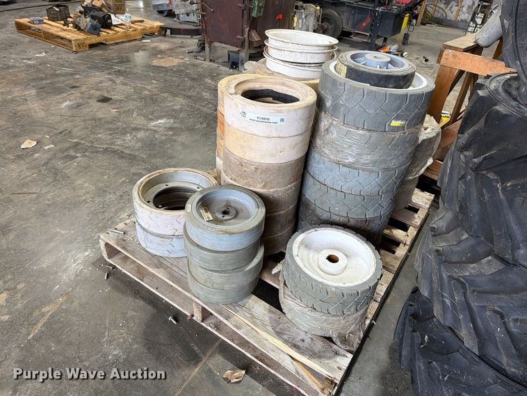 image for item EO8830 Arial lift tires 