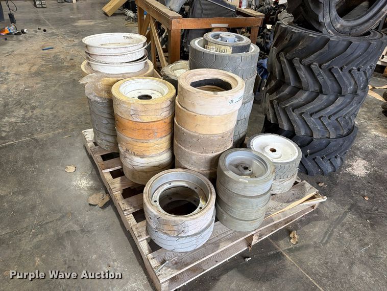 image for item EO8830 Arial lift tires 