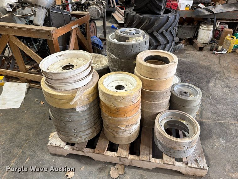 image for item EO8830 Arial lift tires 