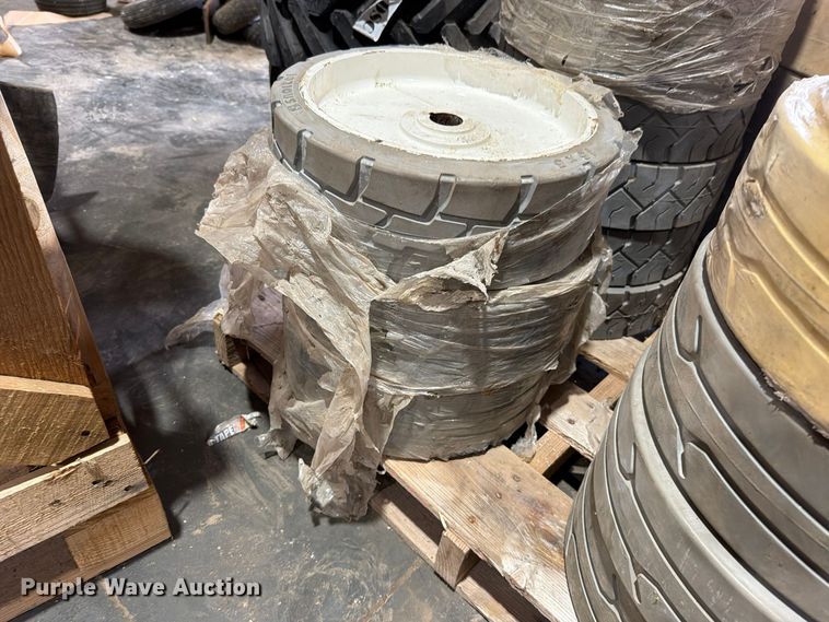 image for item EO8830 Arial lift tires 