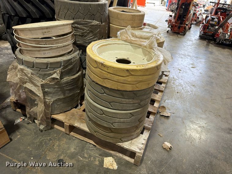 image for item EO8830 Arial lift tires 