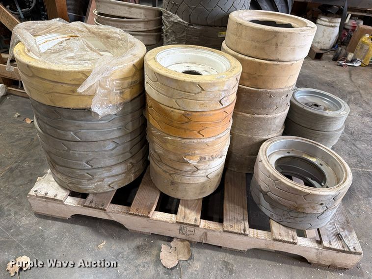 image for item EO8830 Arial lift tires 