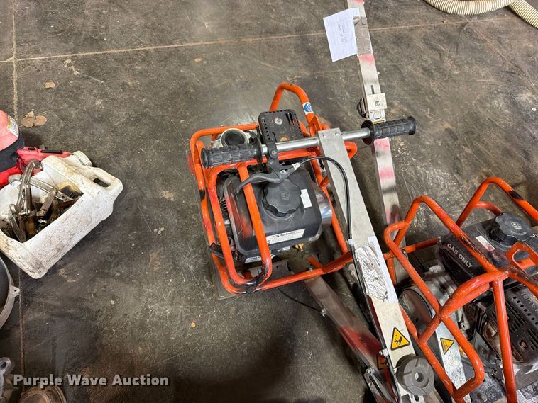 image for item EO8831 Tools