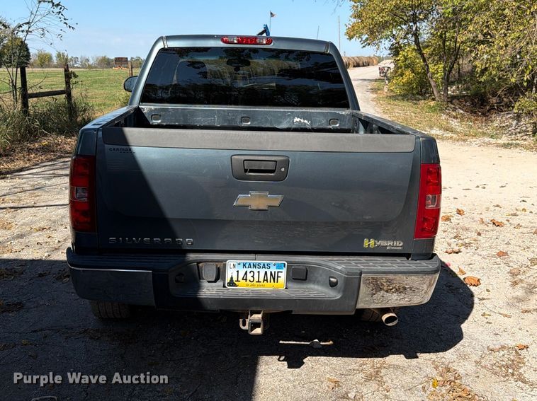 image for item EO8834 2009 Chevrolet Silverado Crew Cab pickup truck