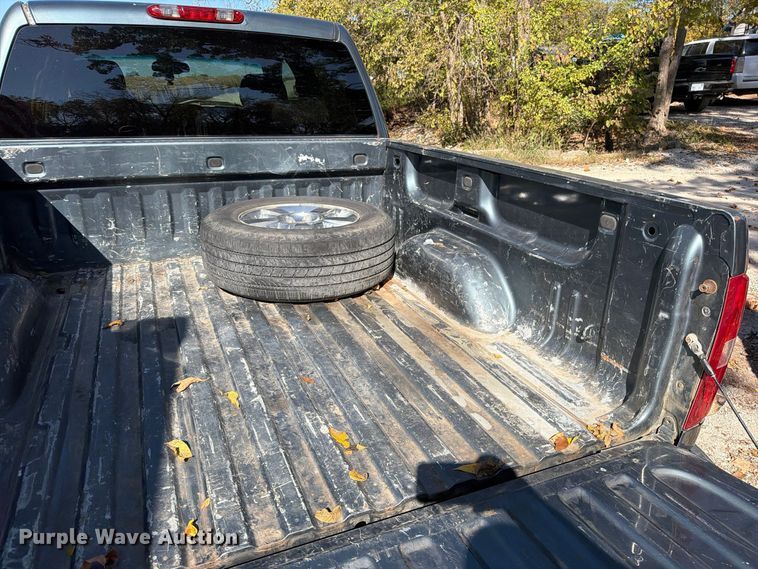 image for item EO8834 2009 Chevrolet Silverado Crew Cab pickup truck
