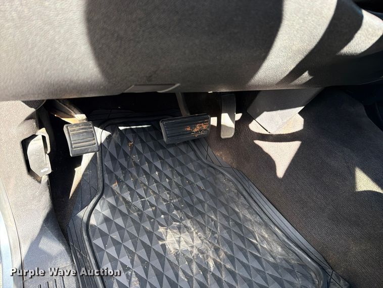 image for item EO8834 2009 Chevrolet Silverado Crew Cab pickup truck