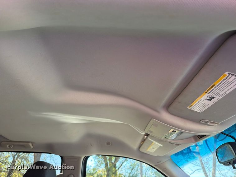 image for item EO8834 2009 Chevrolet Silverado Crew Cab pickup truck