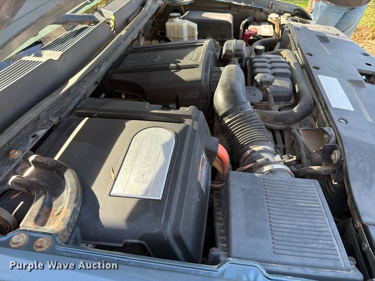 image for item EO8834 2009 Chevrolet Silverado Crew Cab pickup truck