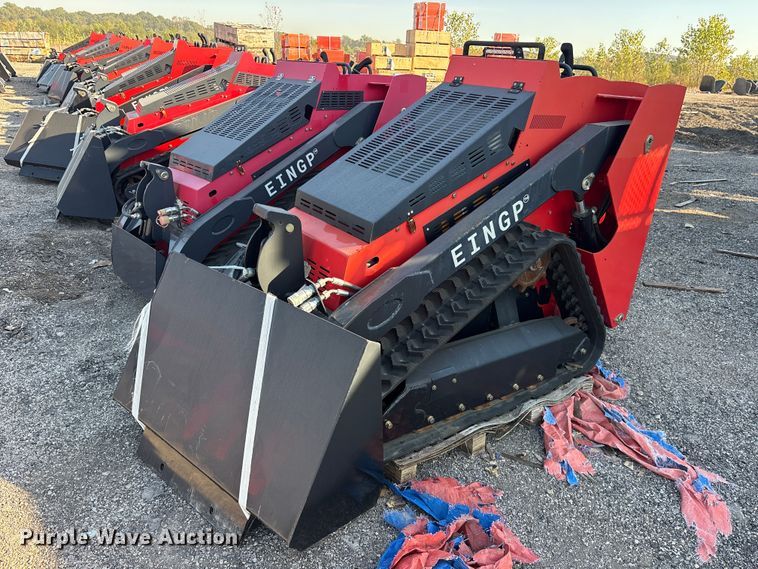 image for item ES8342 2024 Erie SCL850 compact utility loader