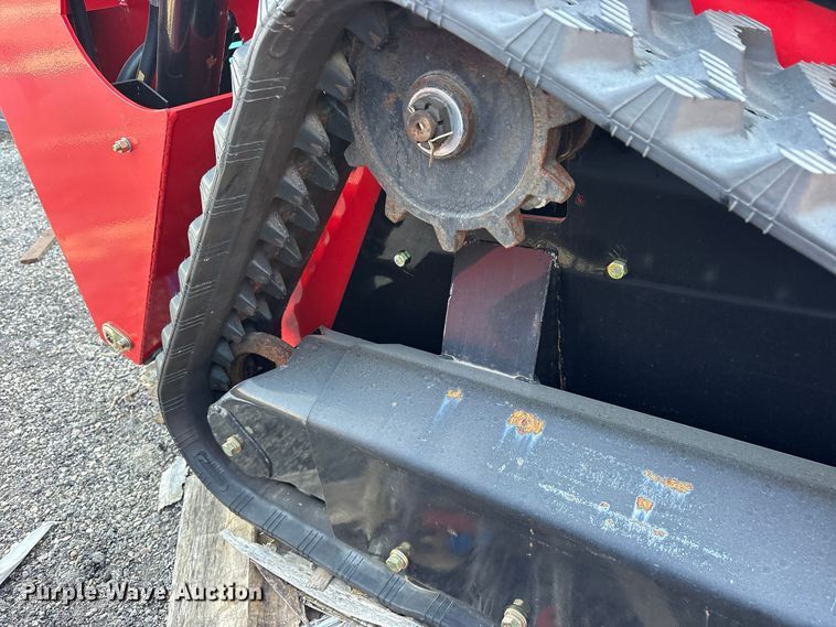 image for item ES8342 2024 Erie SCL850 compact utility loader