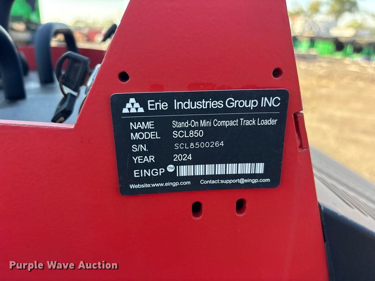 image for item ES8342 2024 Erie SCL850 compact utility loader
