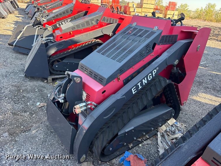 image for item ES8343 2024 Erie SCL850 compact utility loader