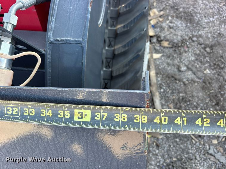 image for item ES8344 2024 Erie SCL850 compact utility loader