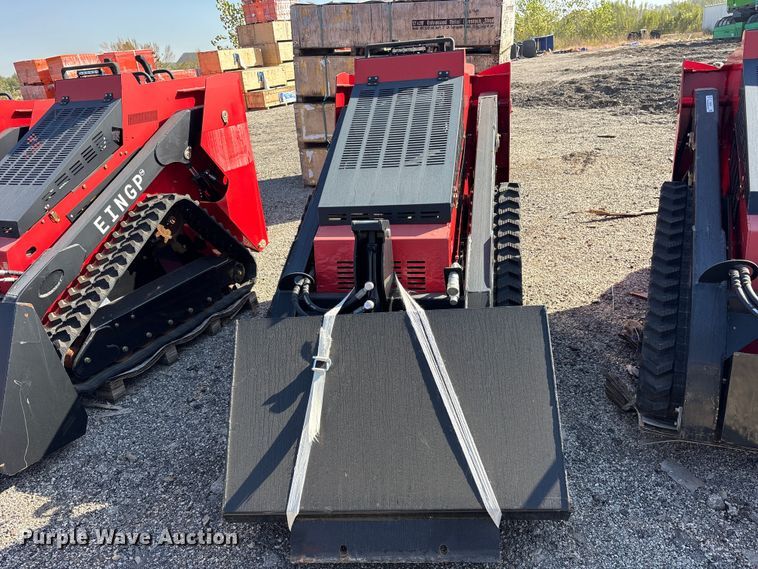 image for item ES8351 2024 Erie SCL850 compact utility loader