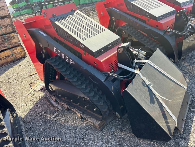 image for item ES8351 2024 Erie SCL850 compact utility loader
