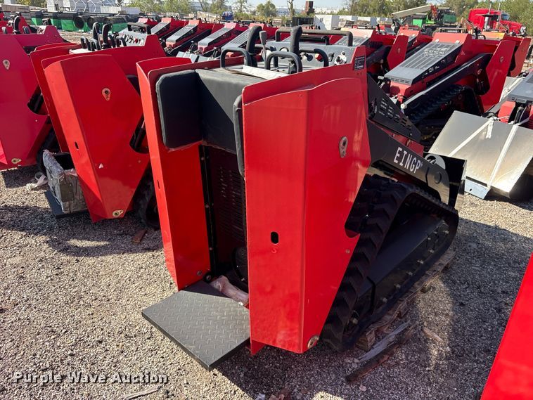 image for item ES8351 2024 Erie SCL850 compact utility loader