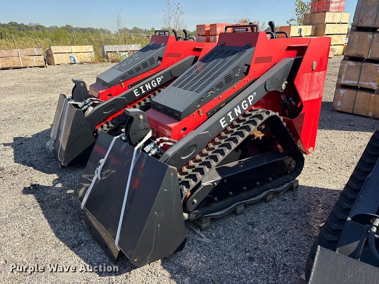 image for item ES8352 2024 Erie SCL850 compact utility loader
