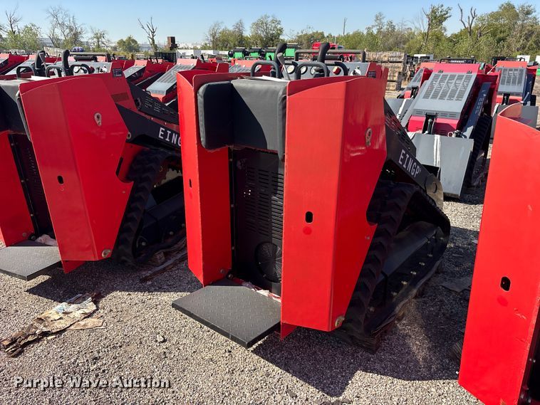image for item ES8352 2024 Erie SCL850 compact utility loader