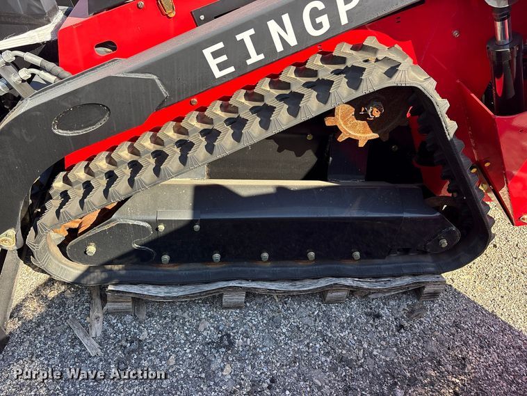 image for item ES8352 2024 Erie SCL850 compact utility loader