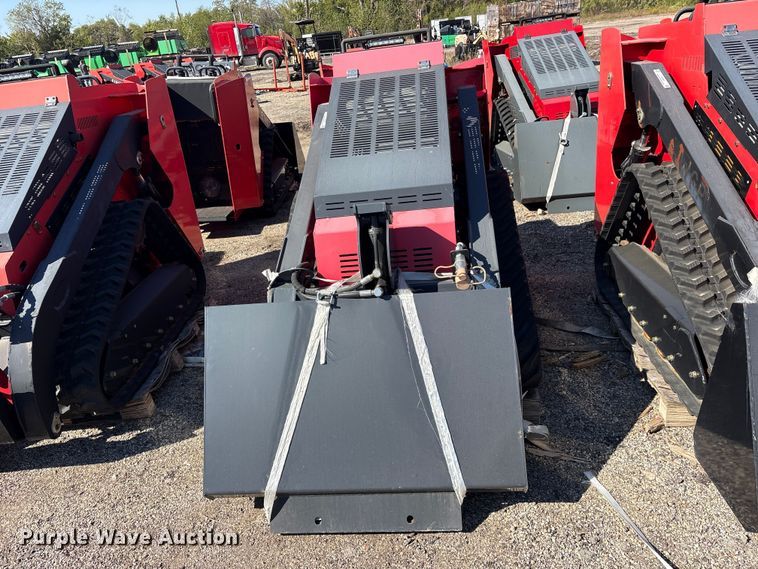 image for item ES8362 Erie SCL850 compact utility loader