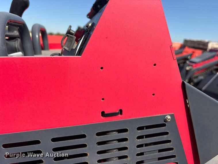 image for item ES8362 Erie SCL850 compact utility loader