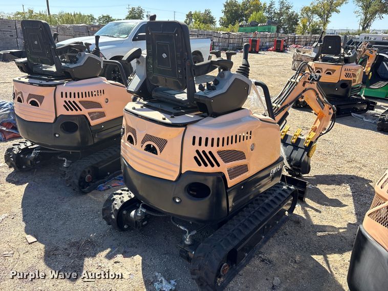 image for item ES8379 2024 Erie EM15 mini excavator