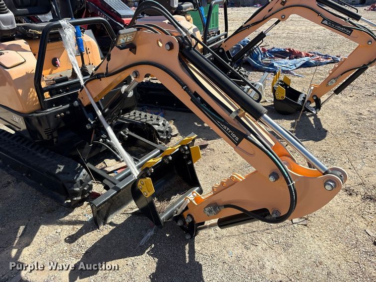 image for item ES8379 2024 Erie EM15 mini excavator