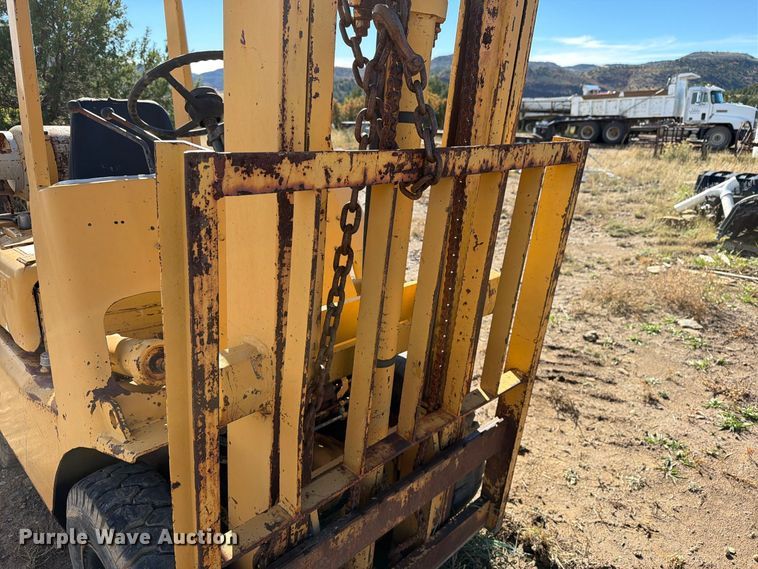 image for item EW1201 1993 Toyota 423FG15 forklift